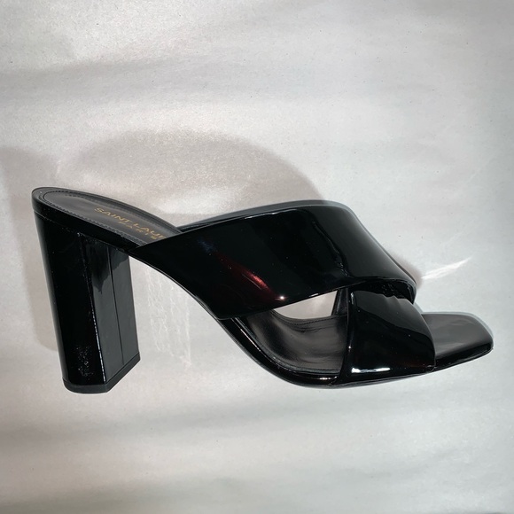 👋🏾SOLD👋🏾SAINT LAURENT size 40 Black Patent Leather MULES - Picture 1 of 13